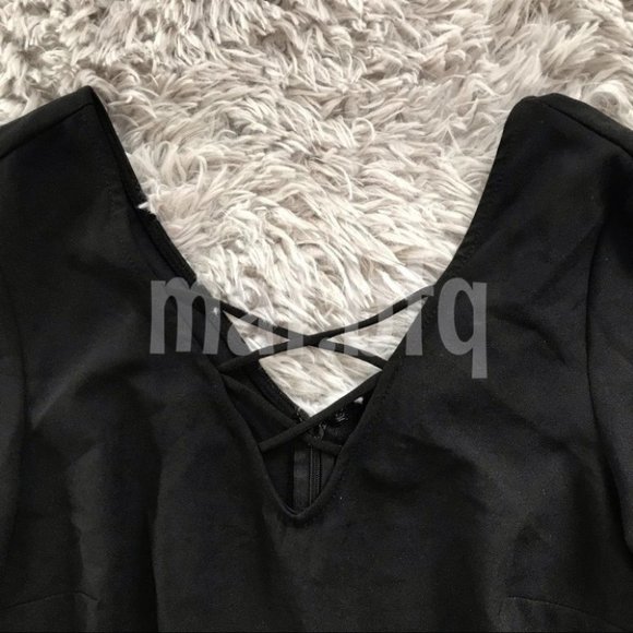 Garage Black Bell Sleeve Romper - Picture 3 of 4